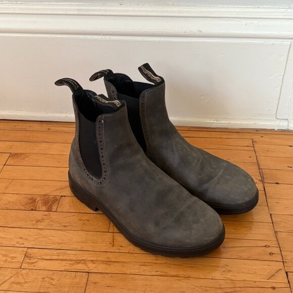 Black High top Chelsea Blundstones - Picture 1 of 4
